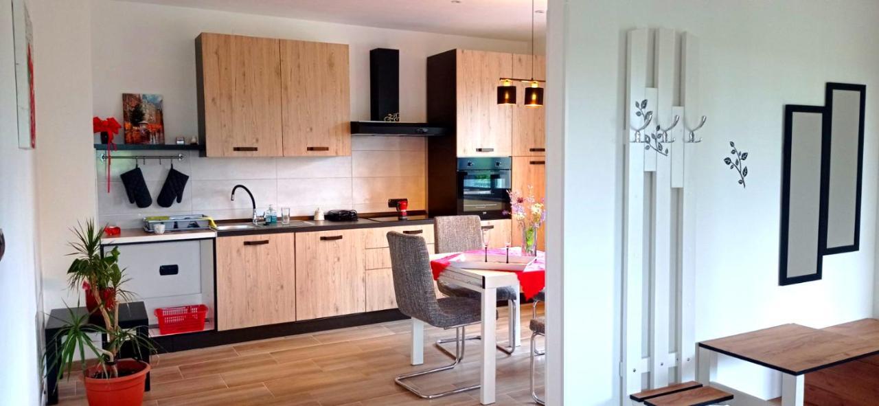 Apartmani Melia Marčelji Buitenkant foto