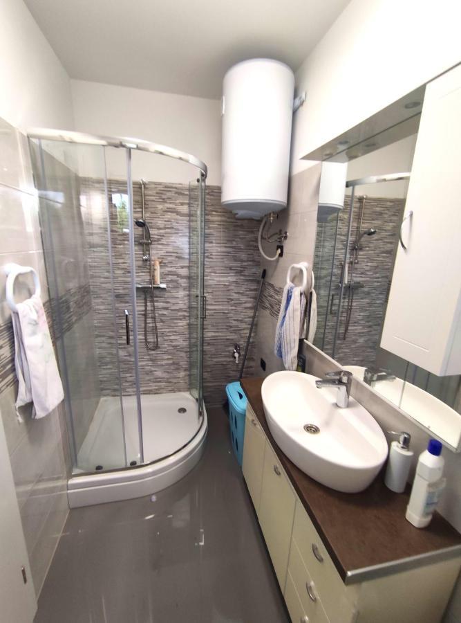 Apartmani Melia Marčelji Buitenkant foto