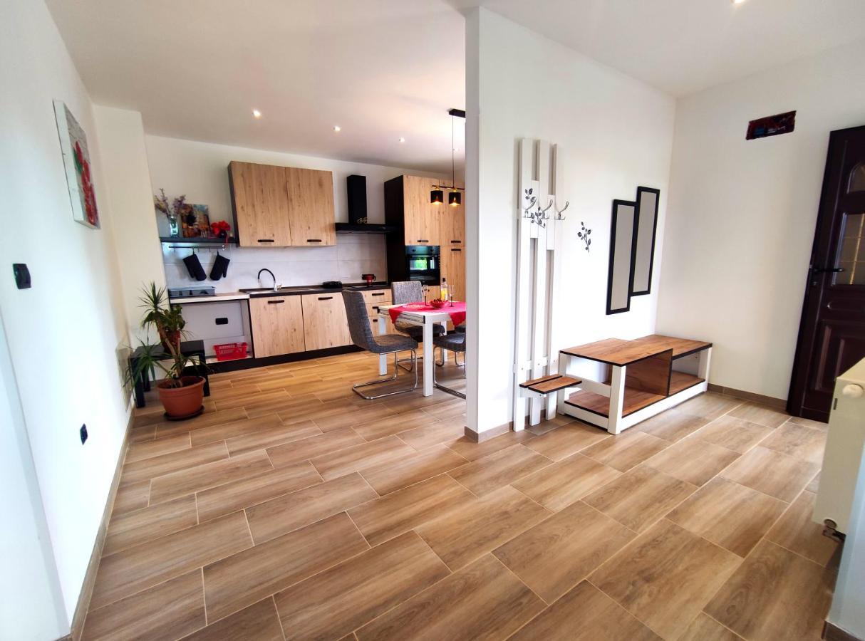 Apartmani Melia Marčelji Buitenkant foto